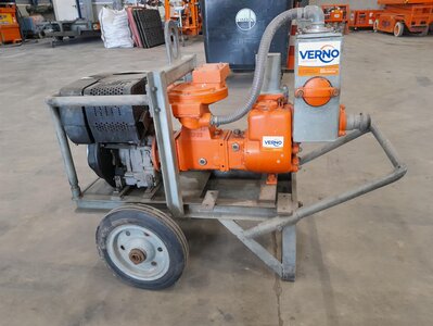 2" Vuilwaterpomp 35m³/ diesel